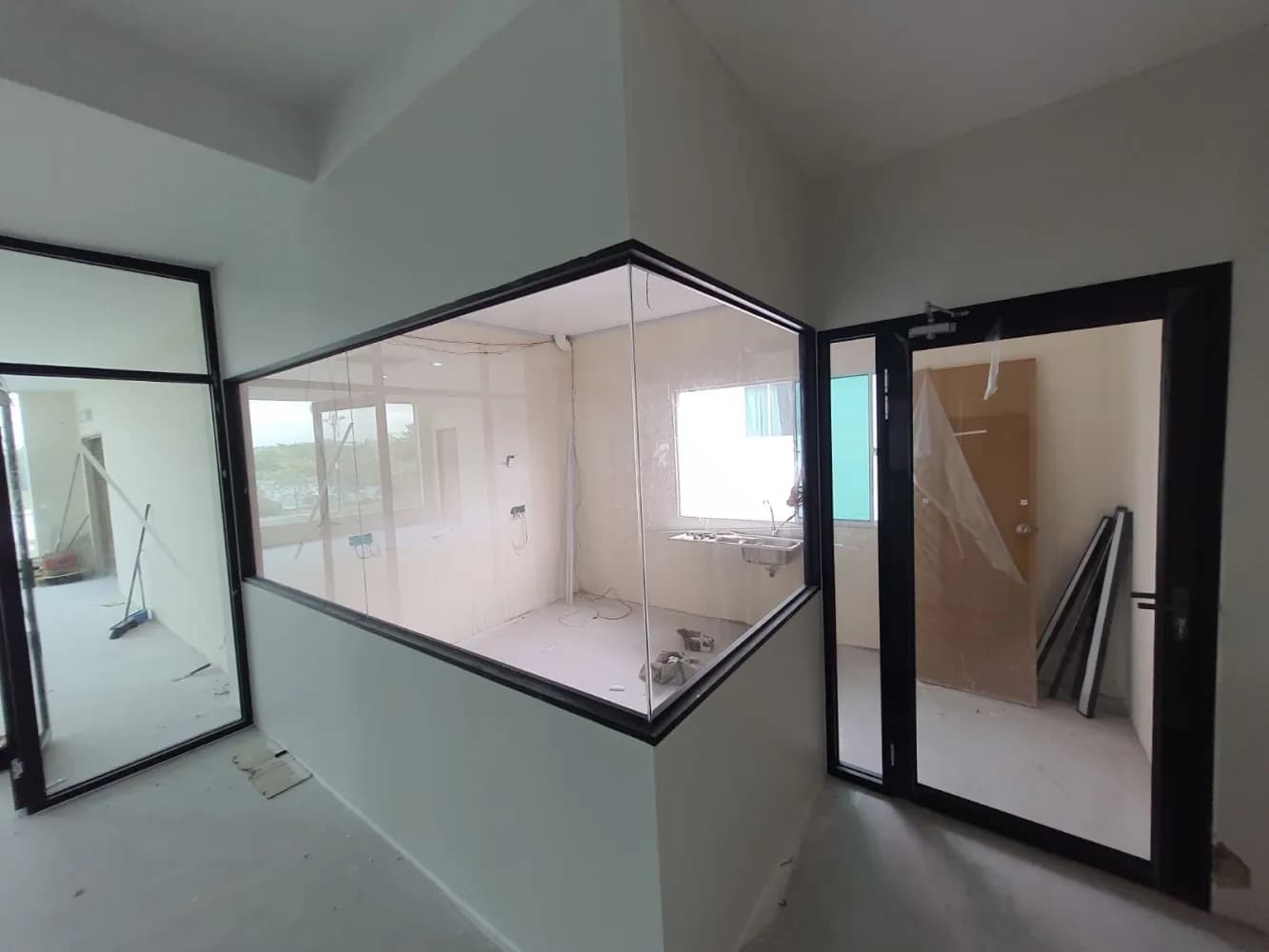 Our Shopfront & Commercial Glass Works - project 9