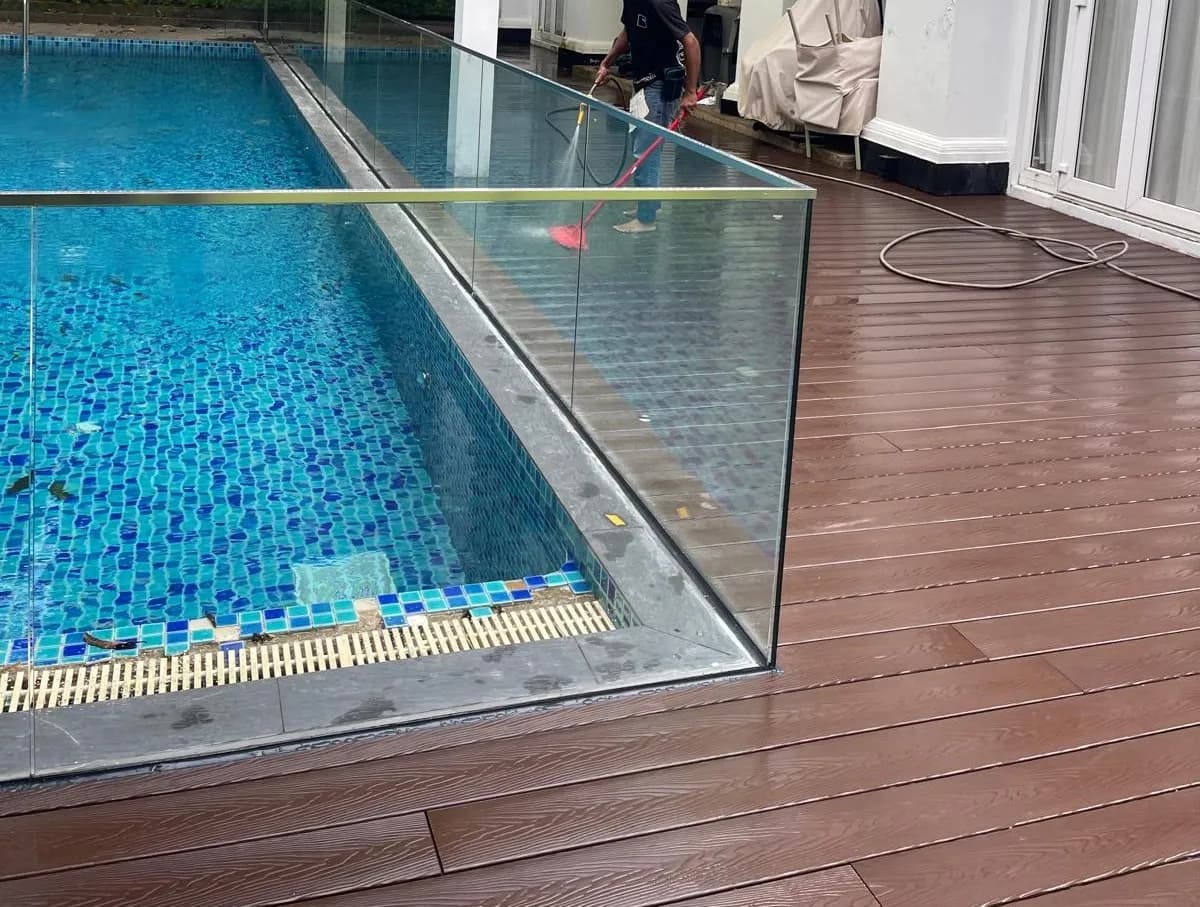 Recent Glass Railing & Balustrade Projects - project 5