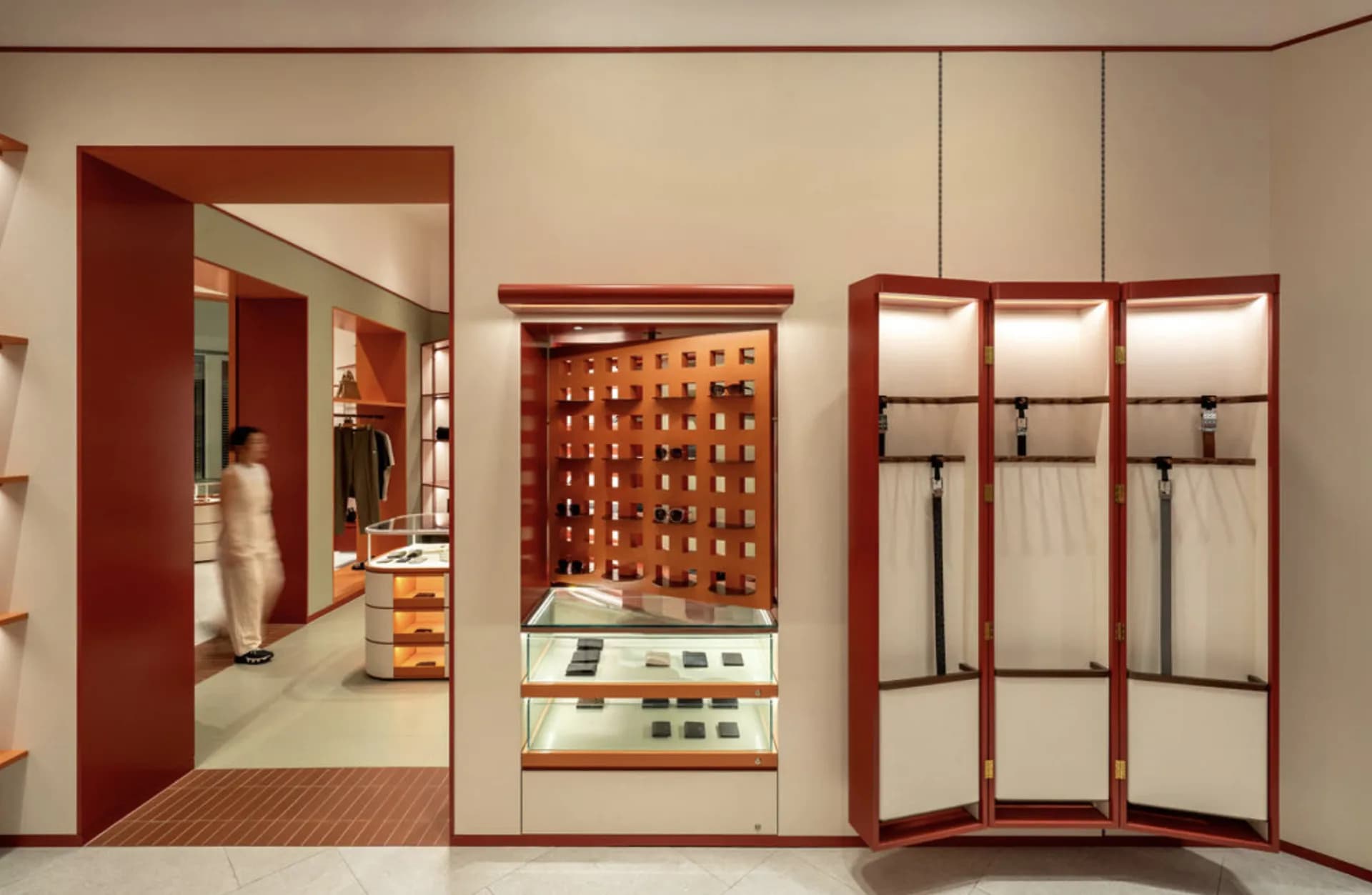 Showroom Glass